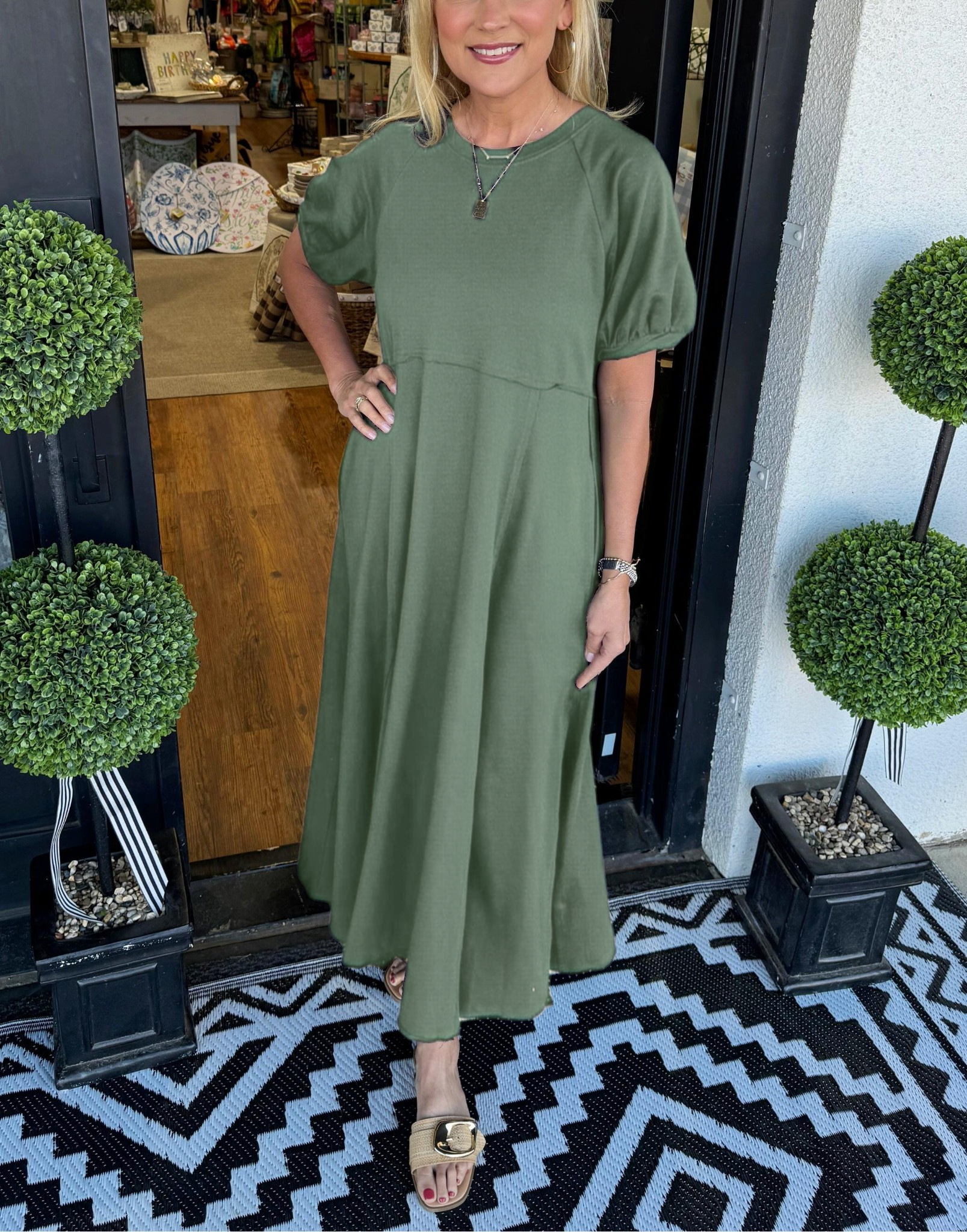 Maxine | Chic Puff Sleeve Maxi Dress