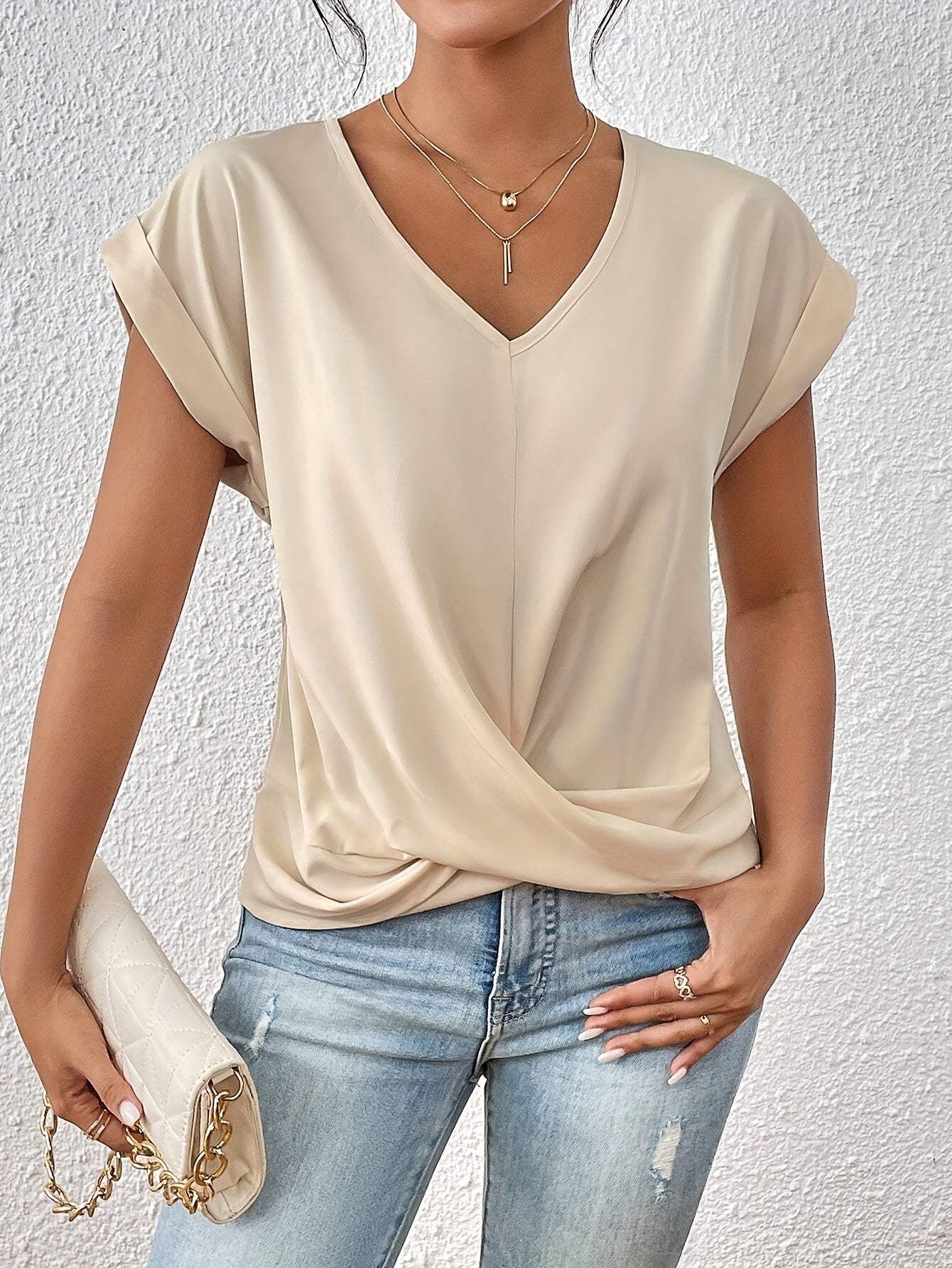 Meika | Twist Detail Top