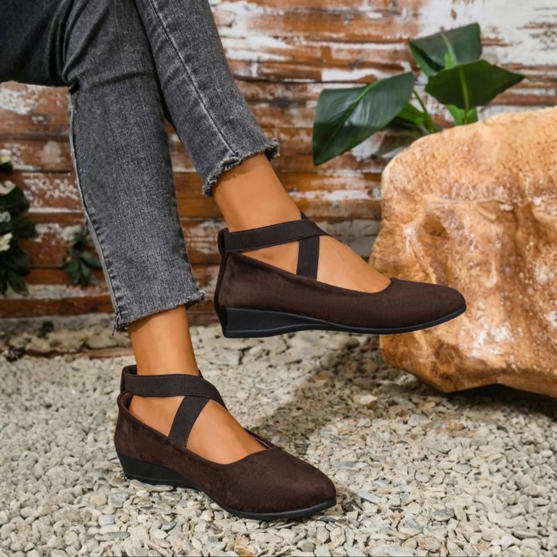 Elena Comfort Flats